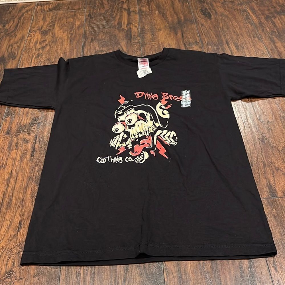 bayside daying breed clothing co. tee size M black skull with popping eyes print
